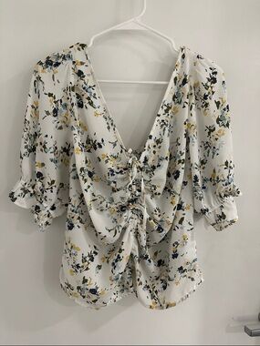 Abercrombie Floral Cinched Front Puff Sleeve Top